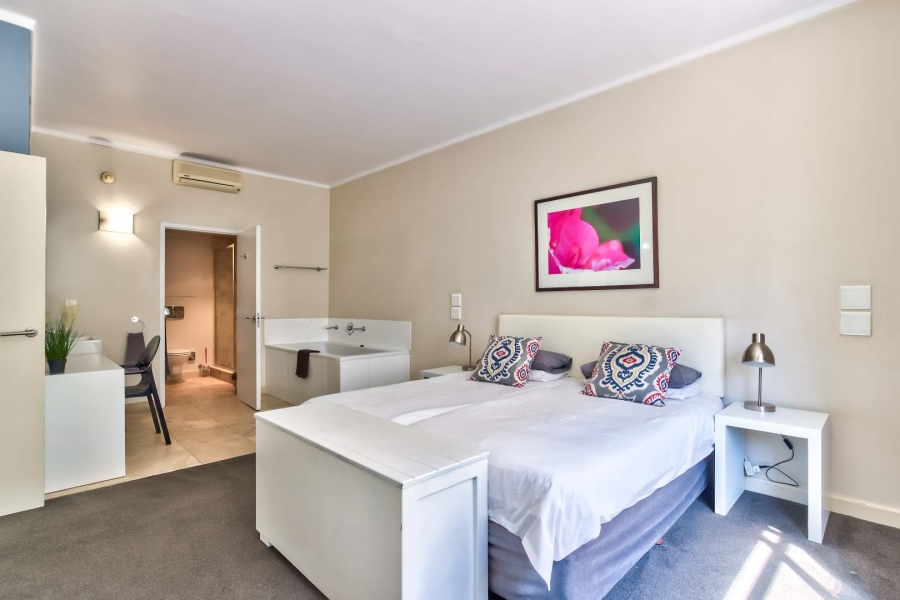 1 Bedroom Property for Sale in Cape Town City Centre Western Cape